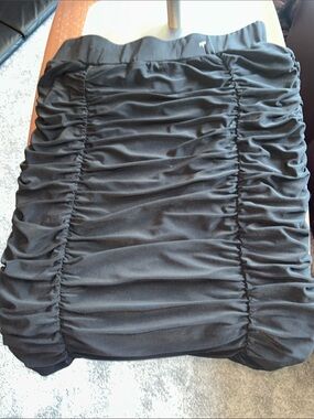 Travel by Tribal Ruched Black Women’s Skirt- Size XS